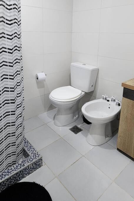 Mar de Ajó Comodo Estudio Mono Ambiente En Casa Familiar מראה חיצוני תמונה